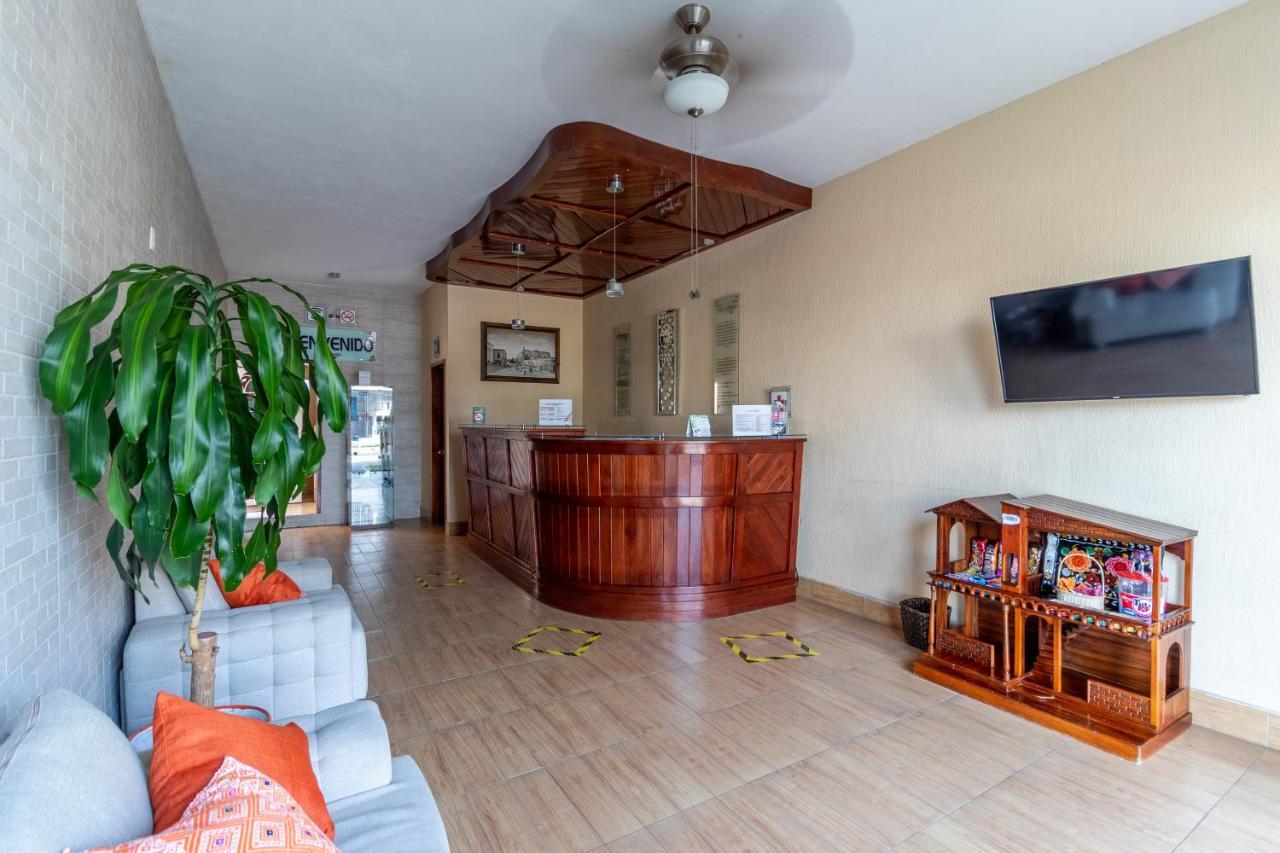 Hotel Casa Garatusa Yuriria Exterior photo