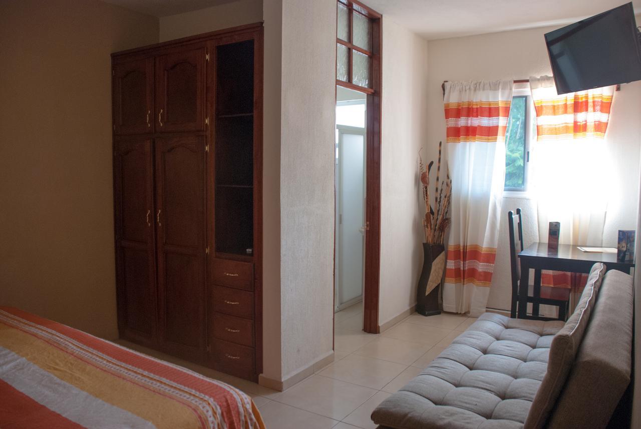 Hotel Casa Garatusa Yuriria Exterior photo